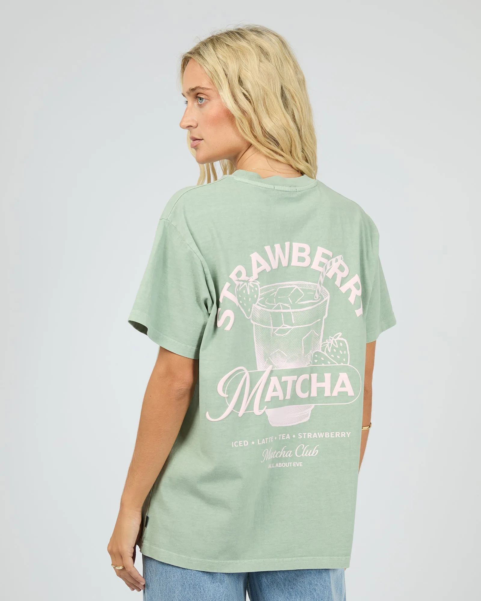 女性向けベーシックタンクトップvsTシャツ:どちらを選ぶ?
