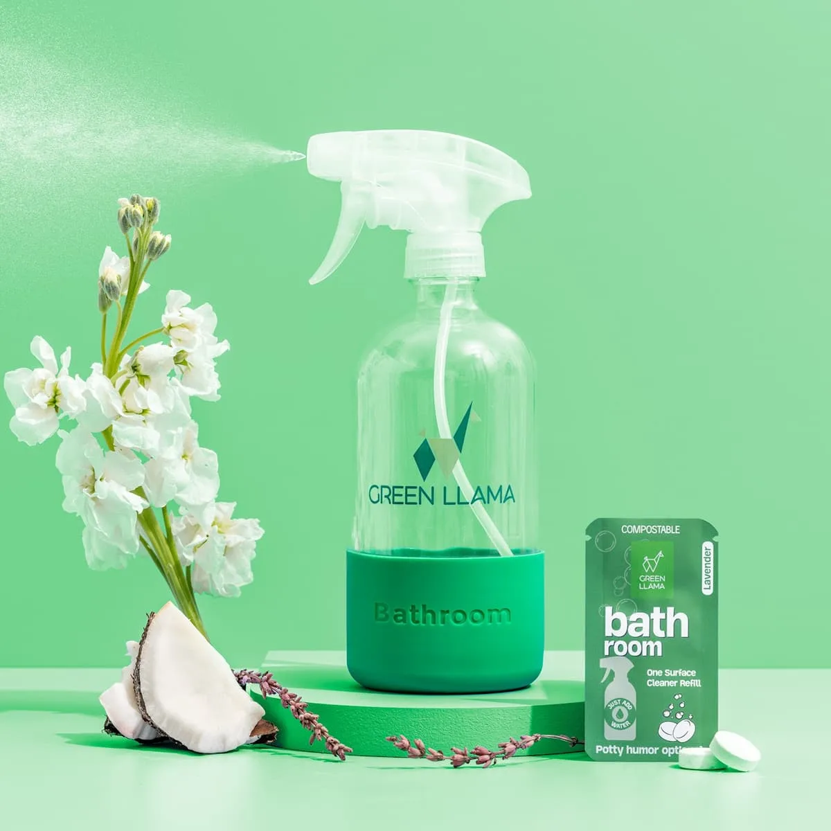 How to Clean Your Bathroom with a Glass Spray Bottle Kit