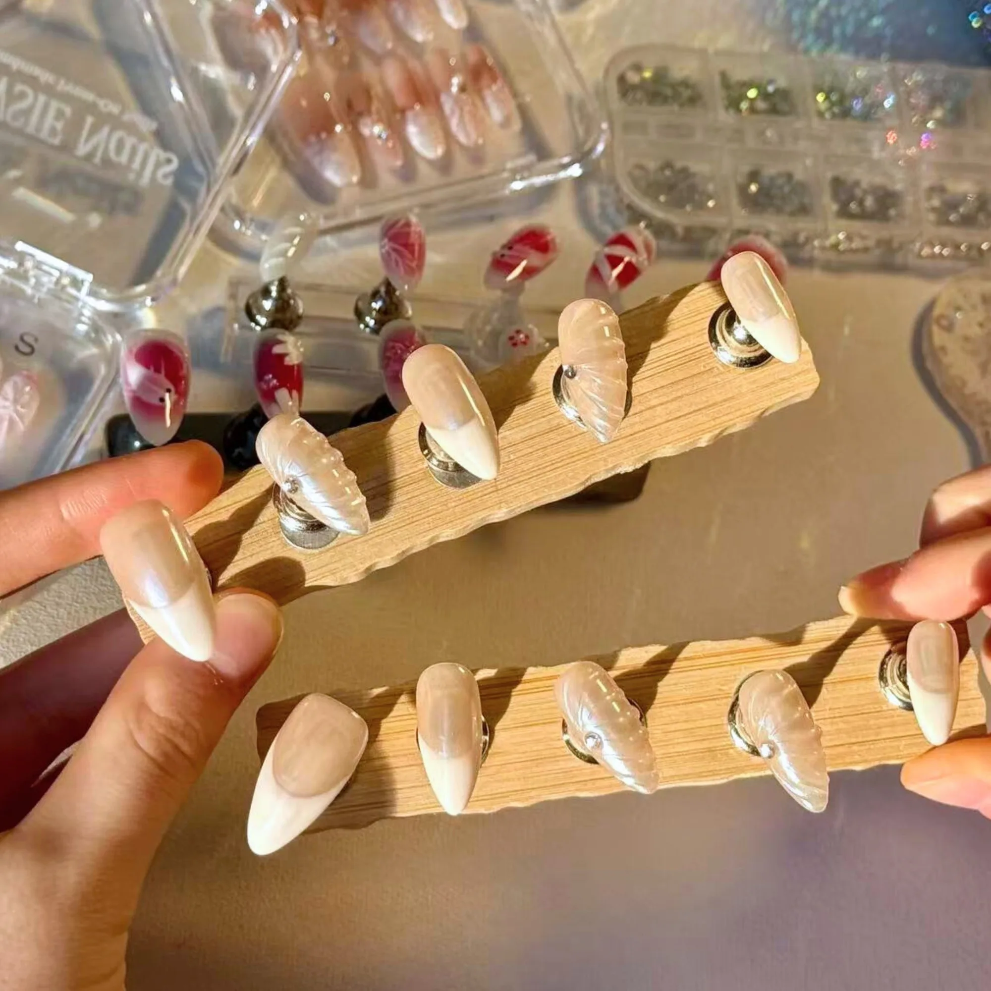 Custom Press-On Nails: Design Options and What to Expect