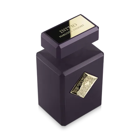 How to Layer Oud for Happiness with Narcotic Delight for a Signature Scent