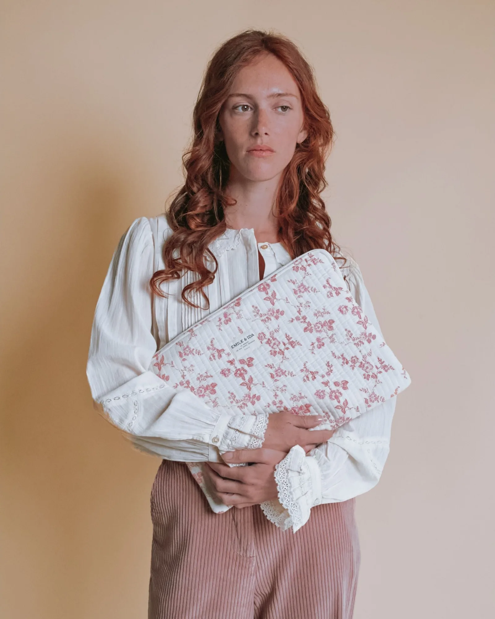 Fundas florales para portátil: protege tu ordenador con estilo