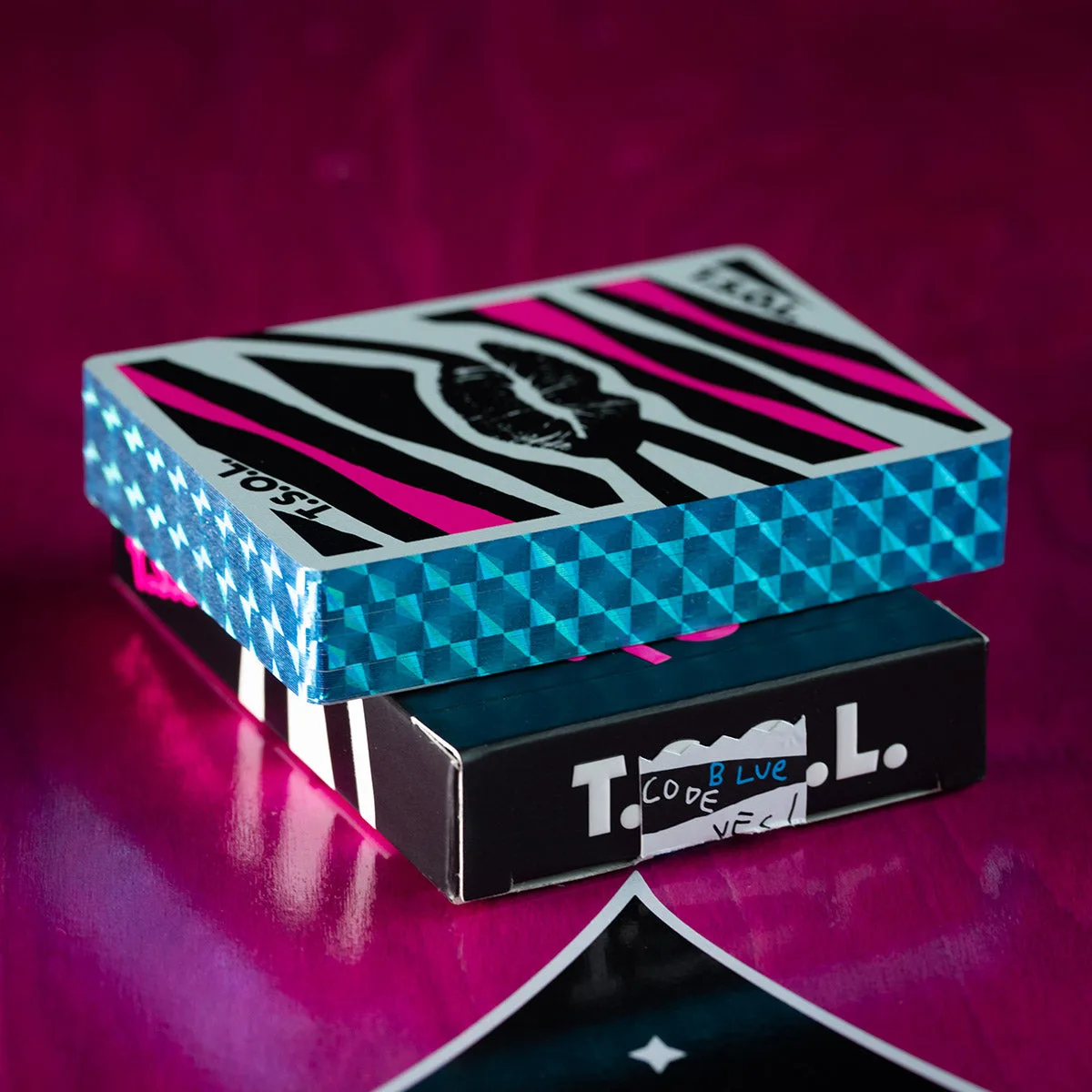 Do Gilded Playing Cards Require Special Handling? Tips for Gilded Deck Owners