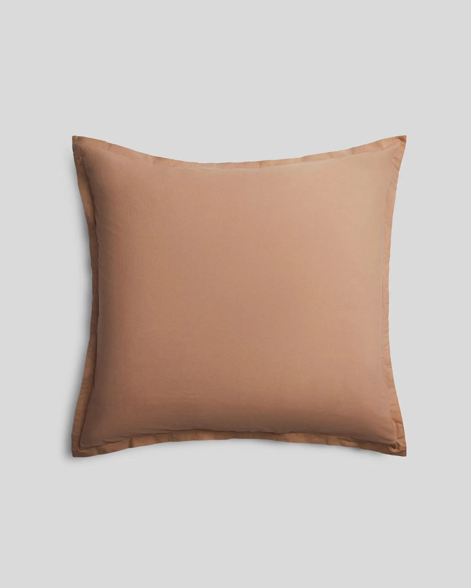 How to Choose the Perfect Duvet Cover: Material, Weave, and Closure Guide