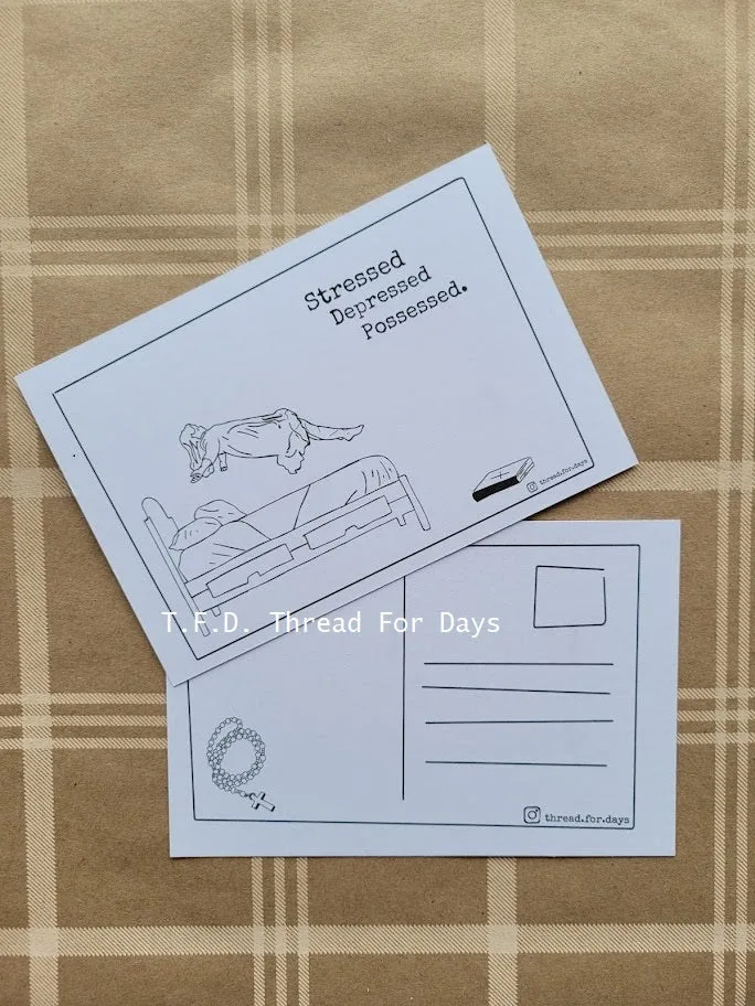 Estresada, deprimida, poseída | Postal
