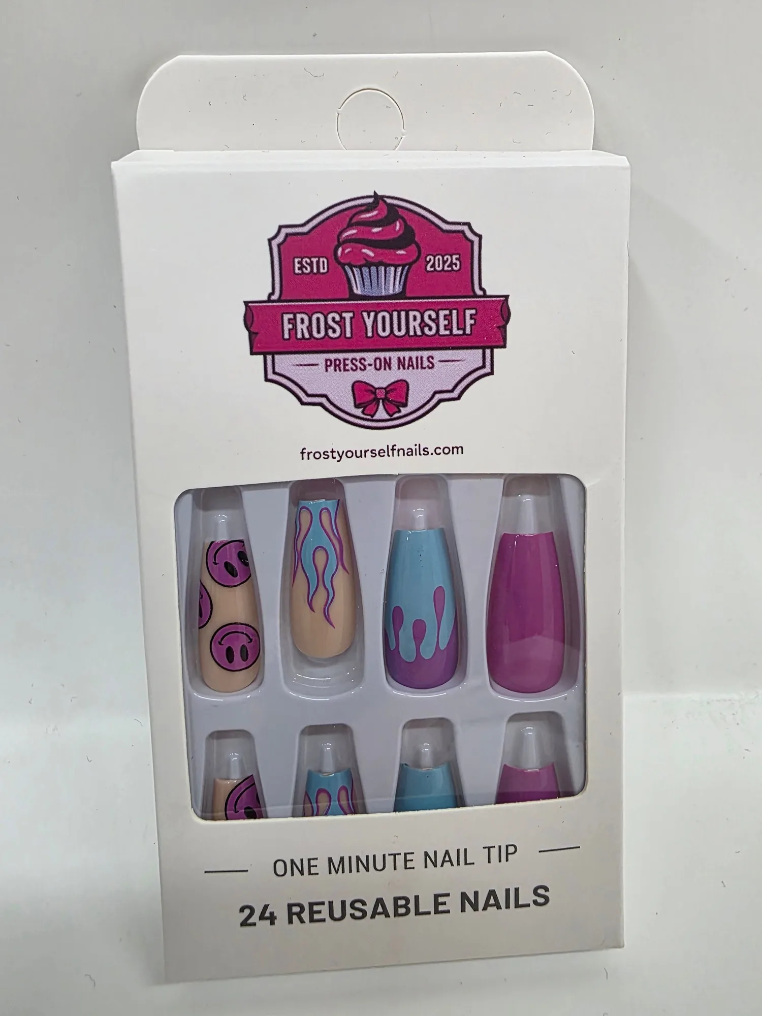 Ghosty French vs Blurple Fun: qual design médio se destaca?