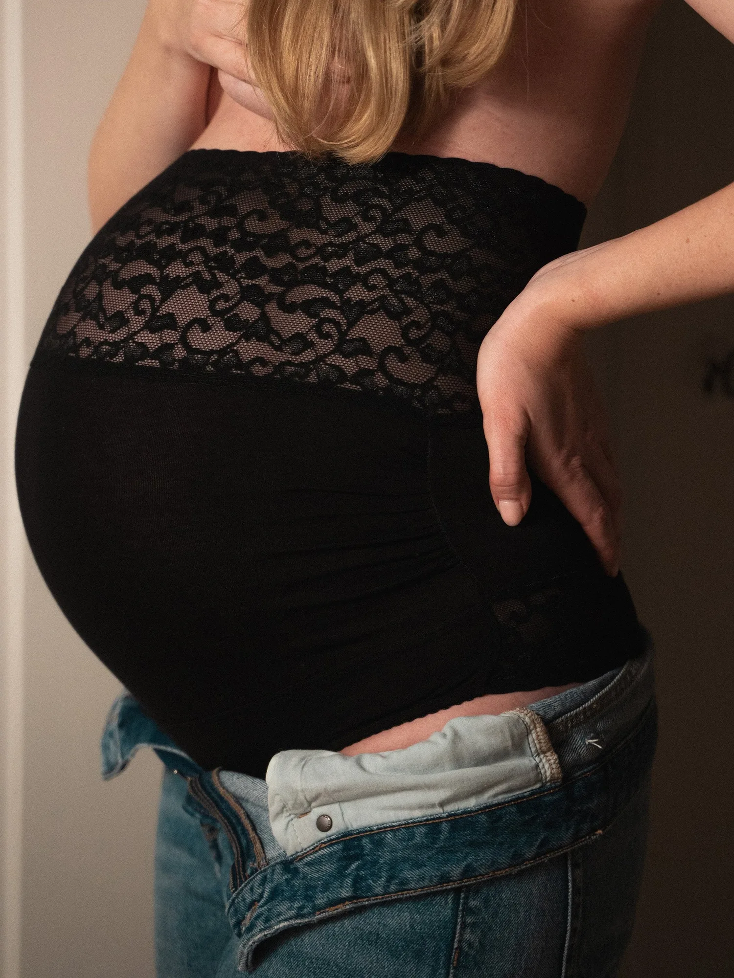 Comment porter une culotte de grossesse taille haute