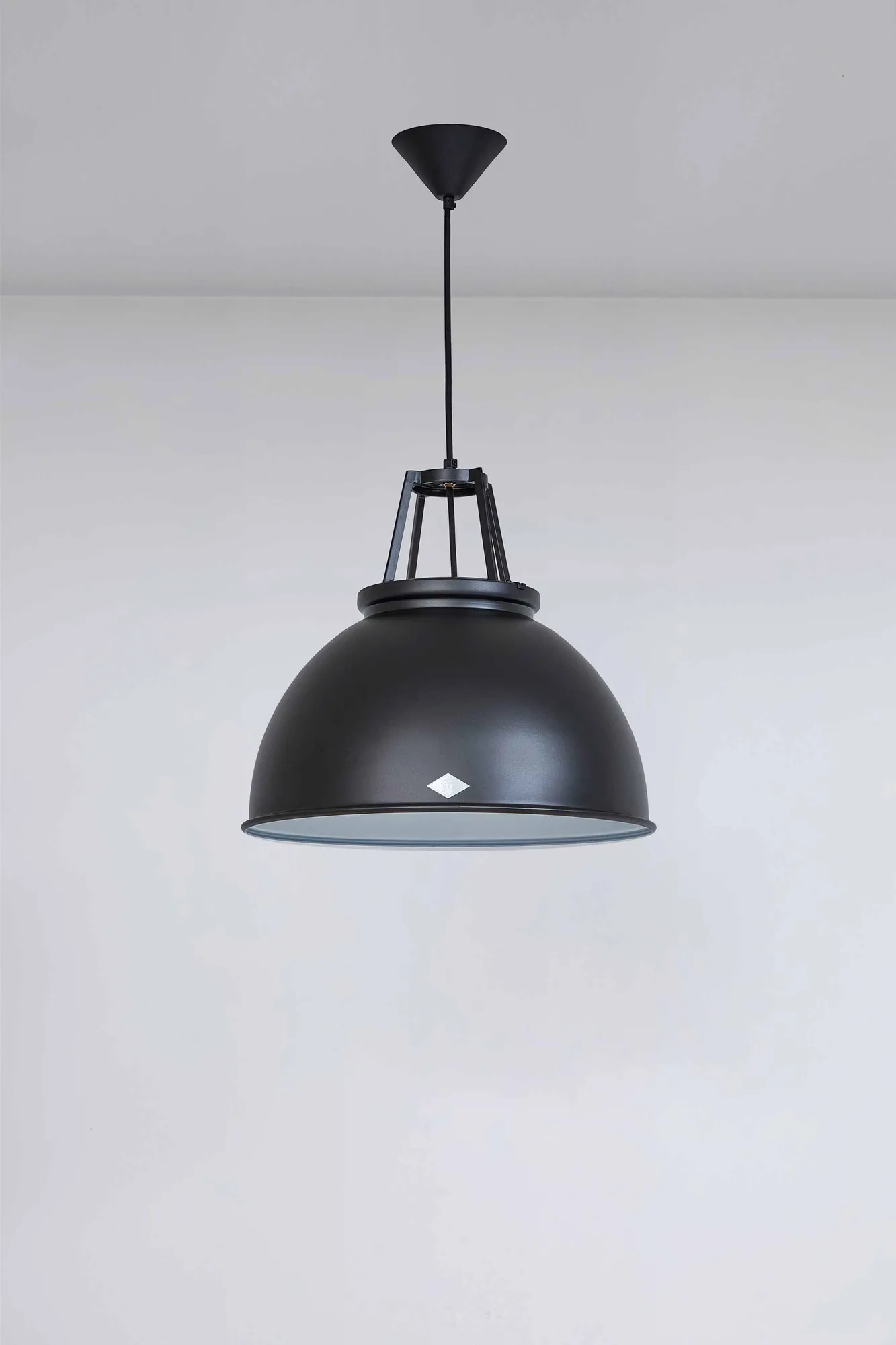 How to Choose the Right Replacement Bulb for Your Original BTC Pendant Light