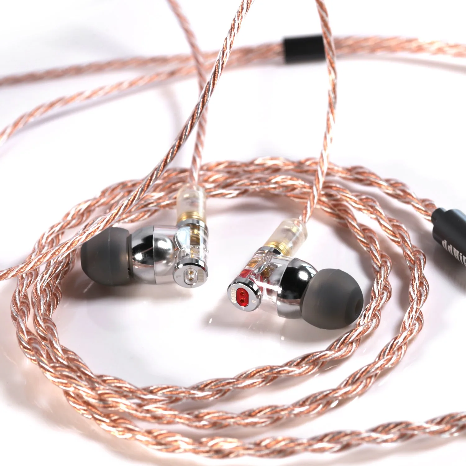 ddHiFi Janus2 IEM: Diseño de doble conector y calidad de sonido
