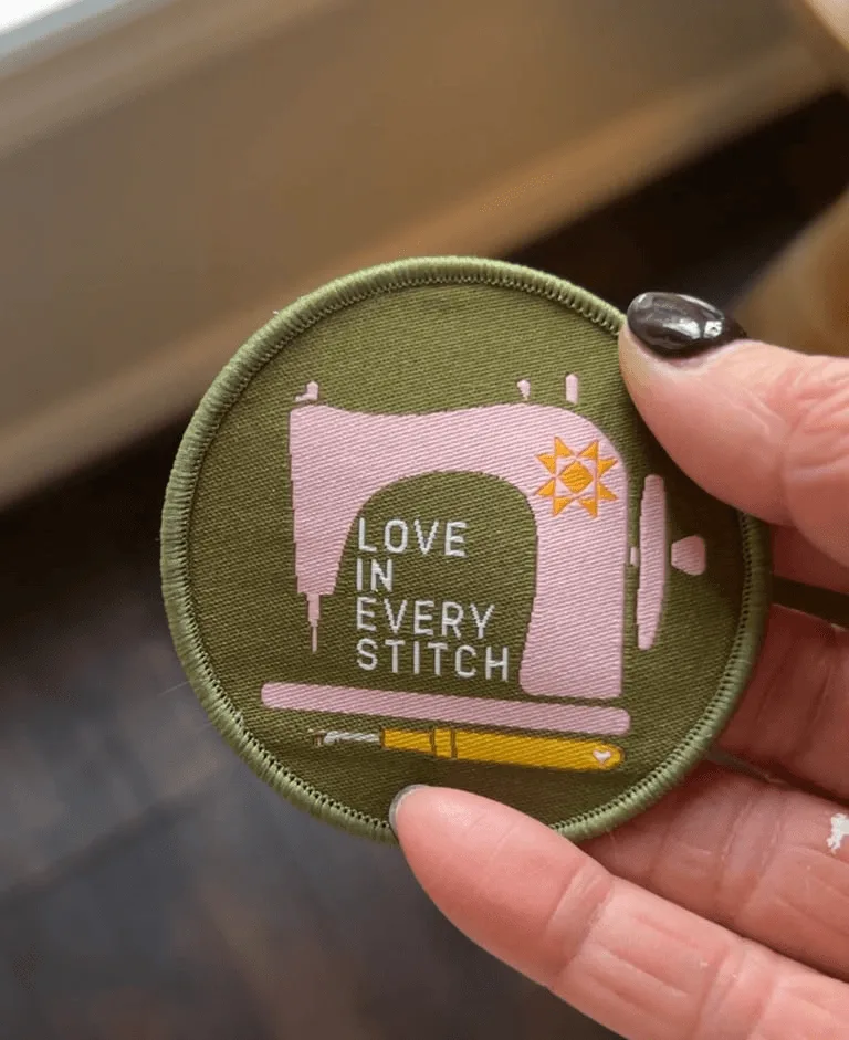 Love in Every Stitch - رقعة
