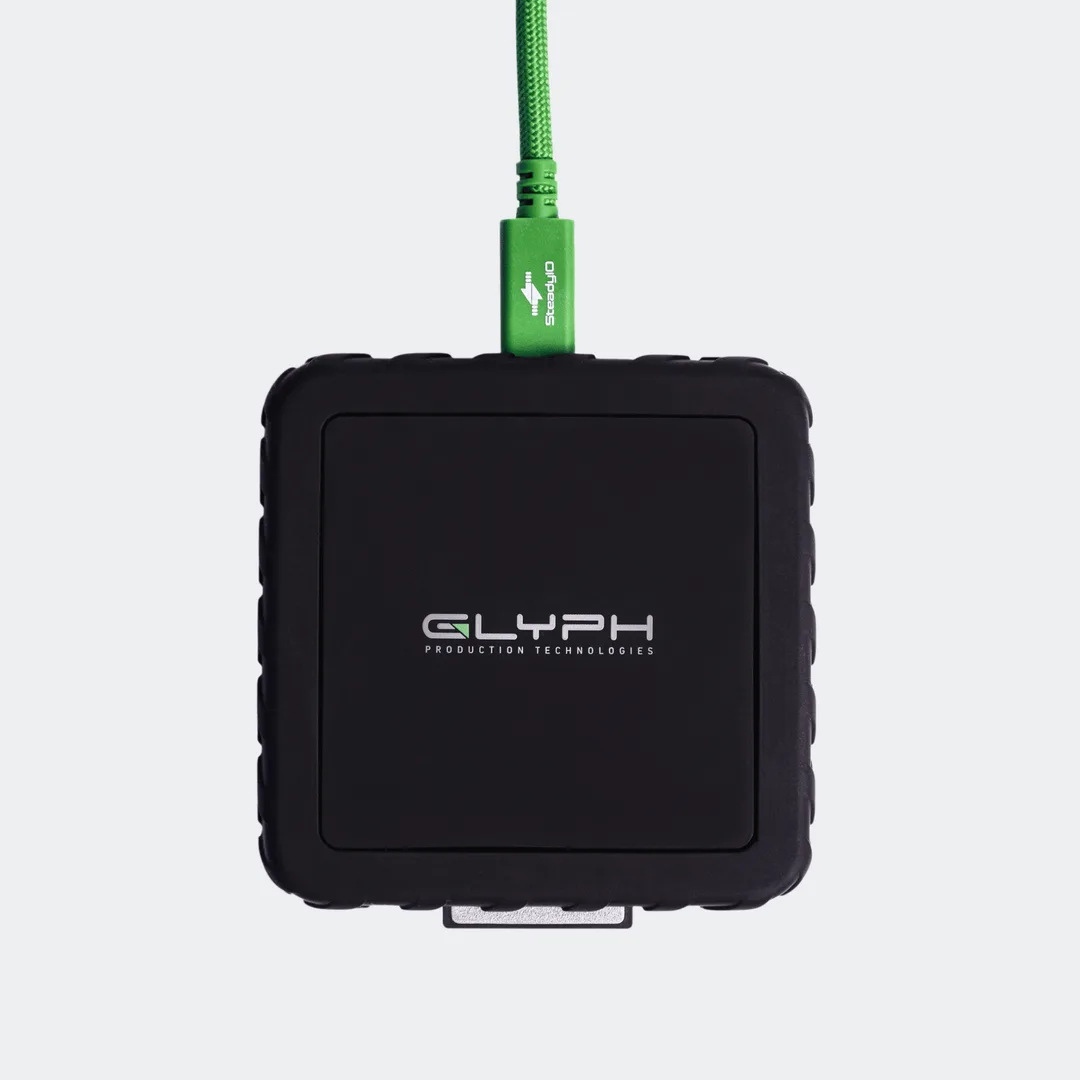 Capture+ CFexpress Type B USB4 Memory Card Reader
