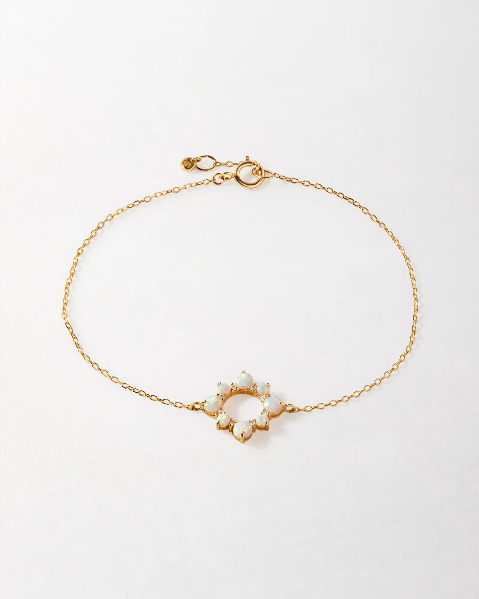 How to Clean and Care for Gold and Silver Jewelry: Expert Tips for Lasting Shine