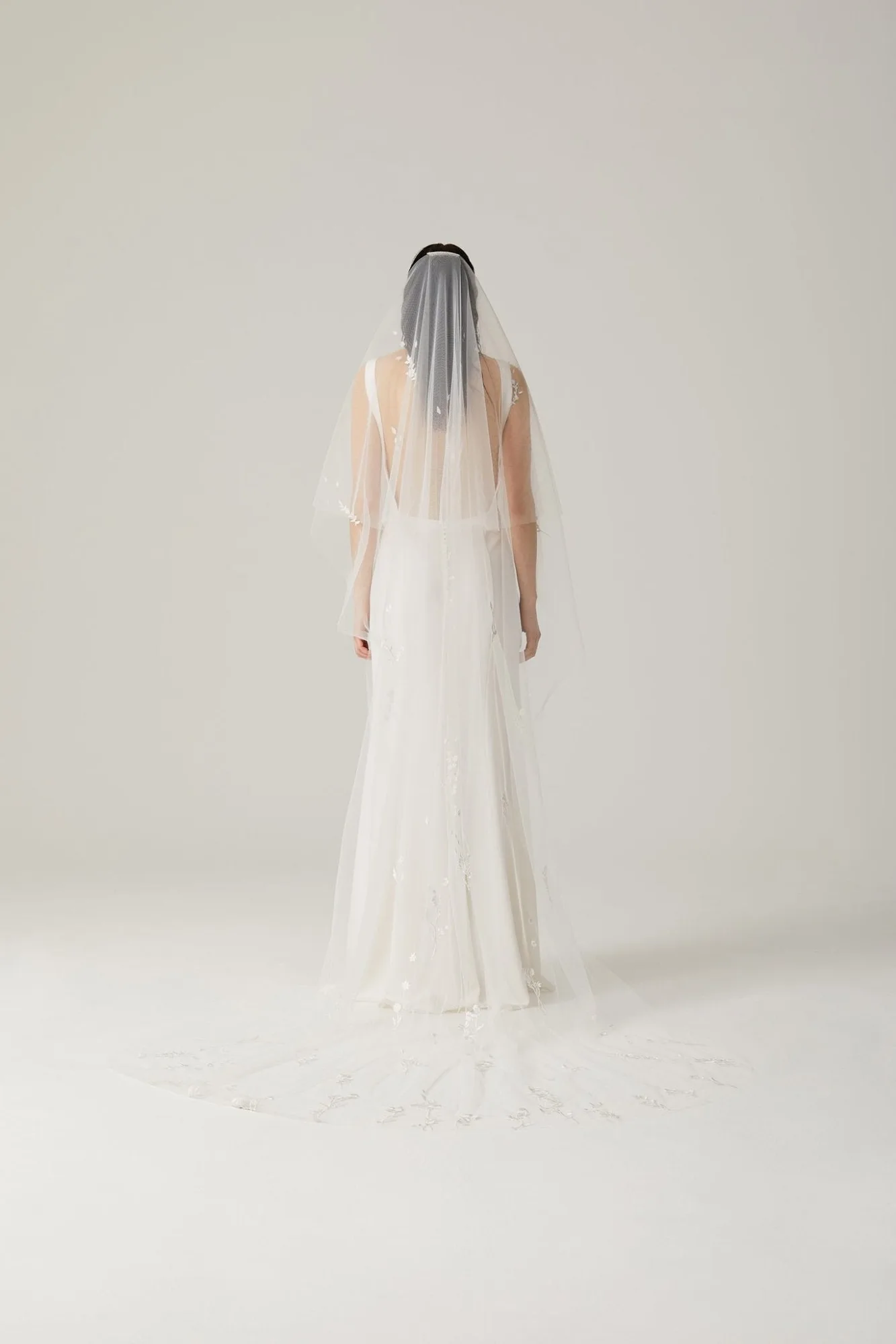 Wildflower Scatter Abbey Length Veil | Floral White