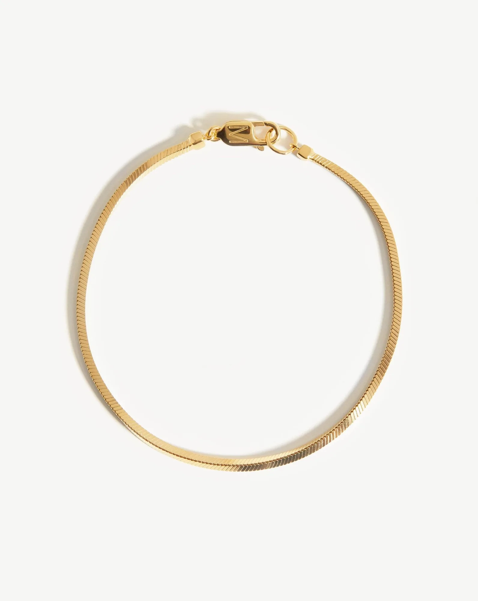 How to Choose the Perfect Men's Bracelet: Styles and Sizing Guide