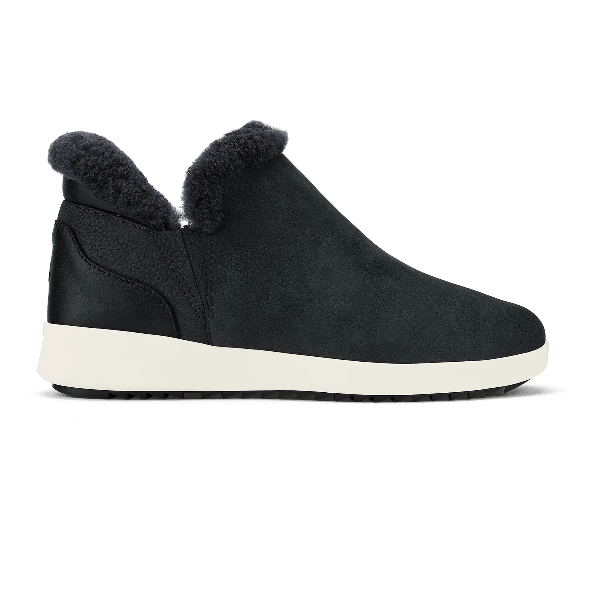 Can You Wear Kāmau Chelsea Booties in Rain?