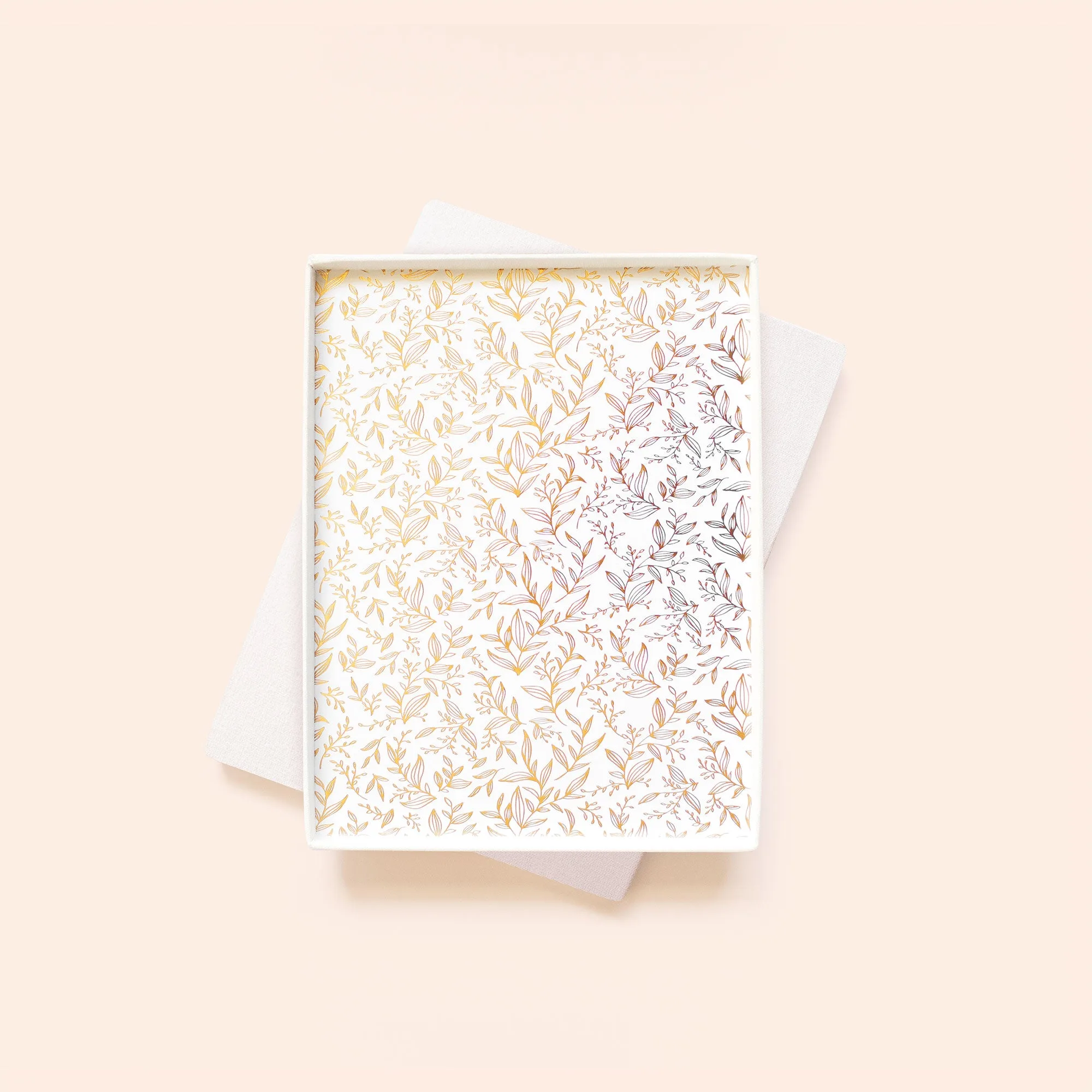 Leinenbox oder Baby-Tagebuch: Was ist besser?