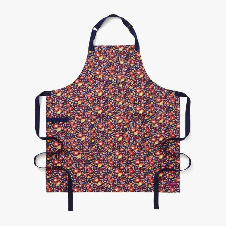 Why Chef Hats Are More Than a Uniform: Function, Hygiene, and Style in the Kitchen