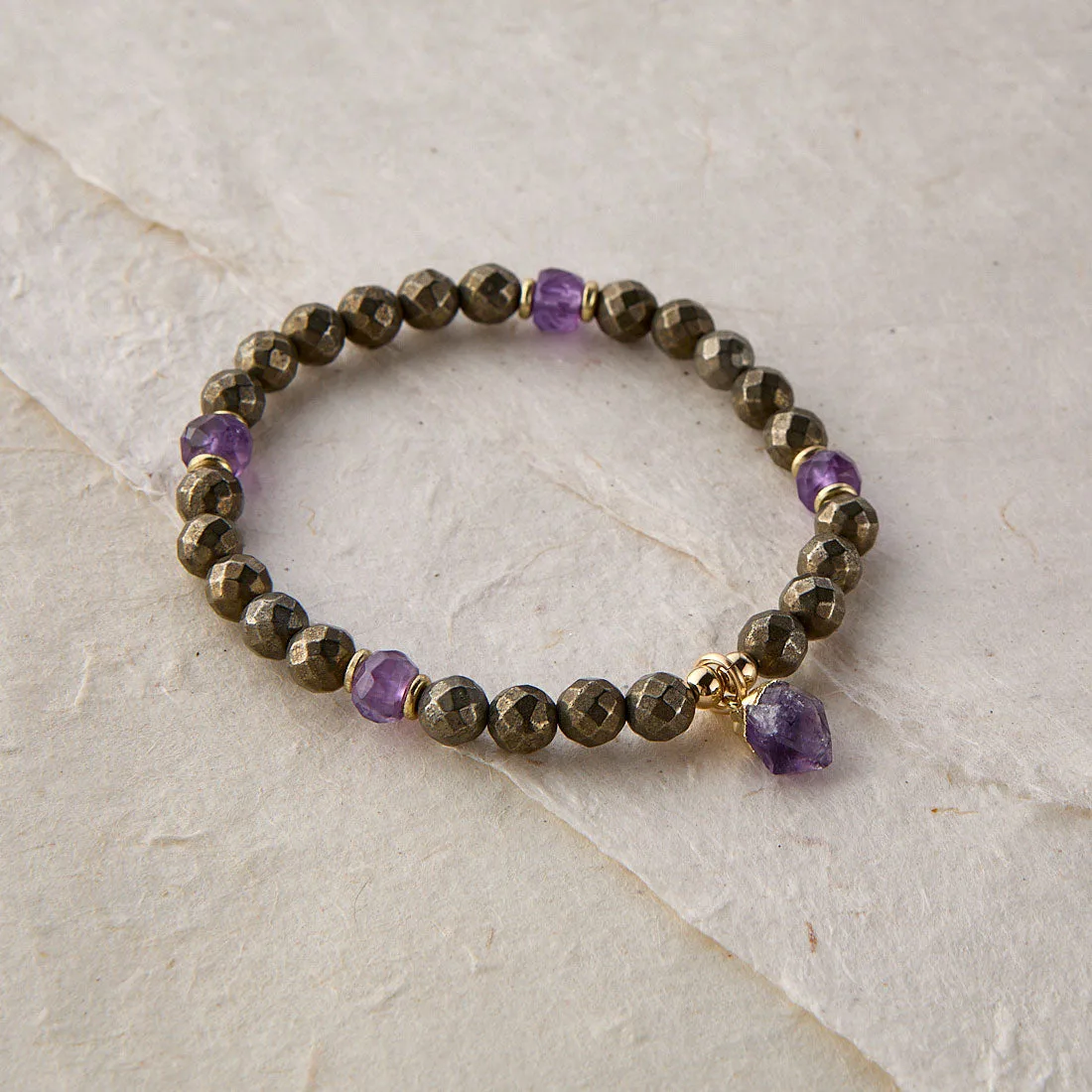 Recensione del bracciale Crowning Glory: stile, comfort e versatilità
