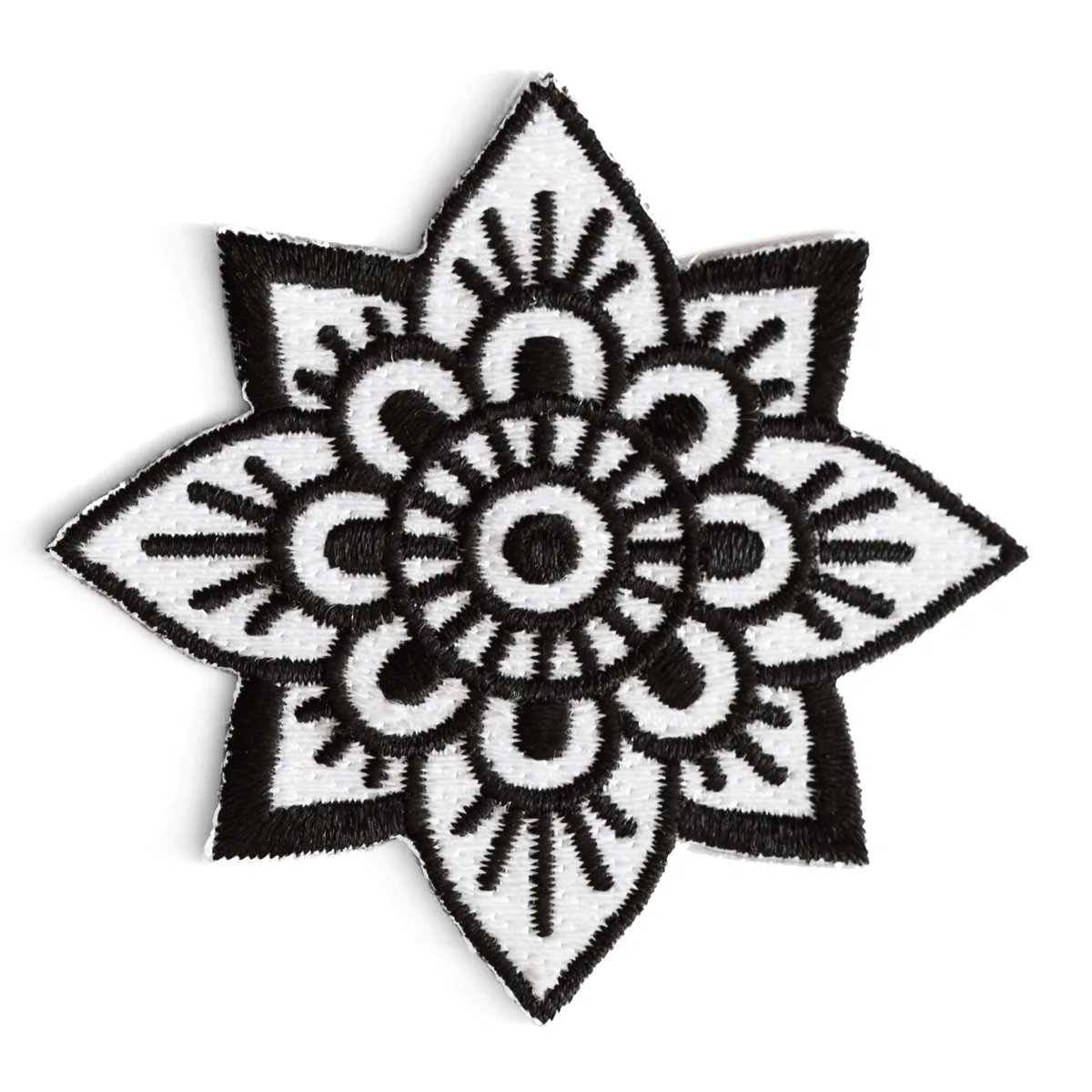 Mandala-Patch auf Jeansjacke aufbügeln