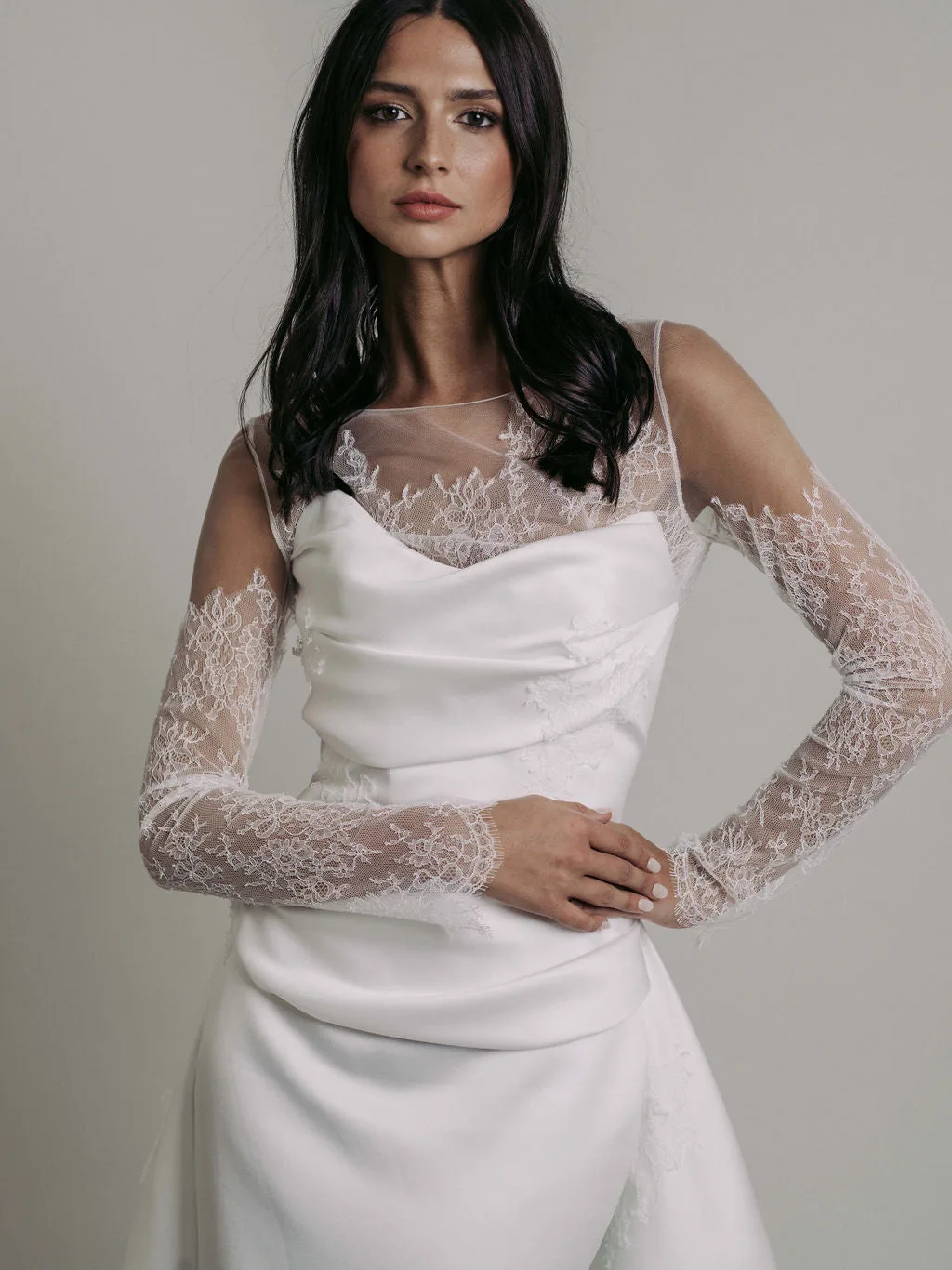 Comet Mini vs Georgie: Scegliere un abito da sposa corto