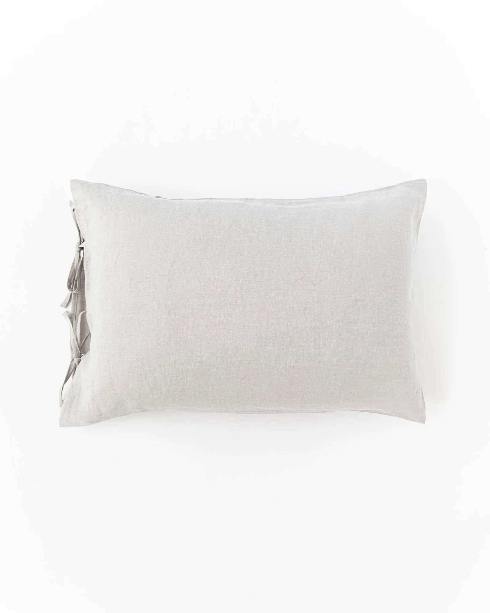 Linen pillowcase with ties in Light gray
