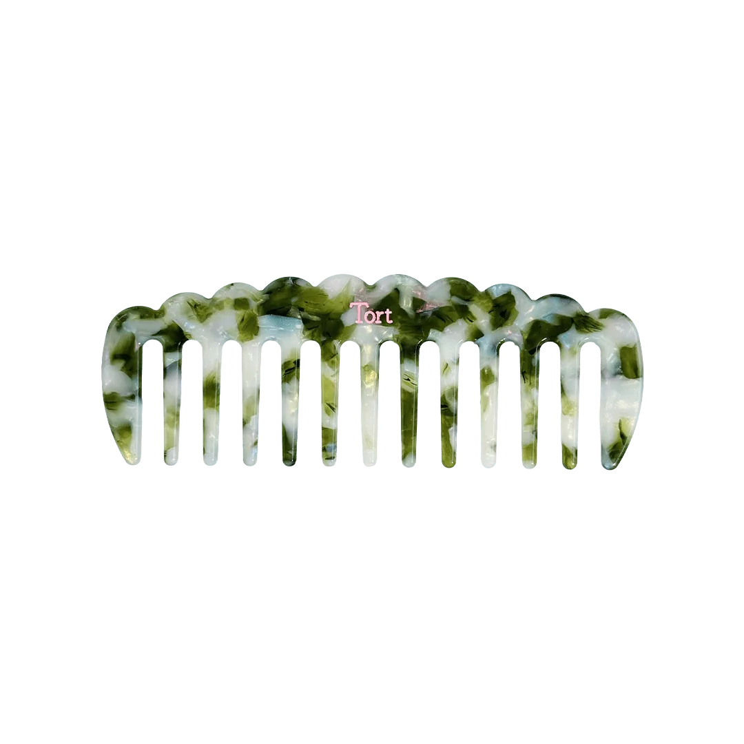 The Ultimate Guide to Caring for Your Hair Combs: Cleaning, Storing, and Maintaining Acetate and Resin Finishes