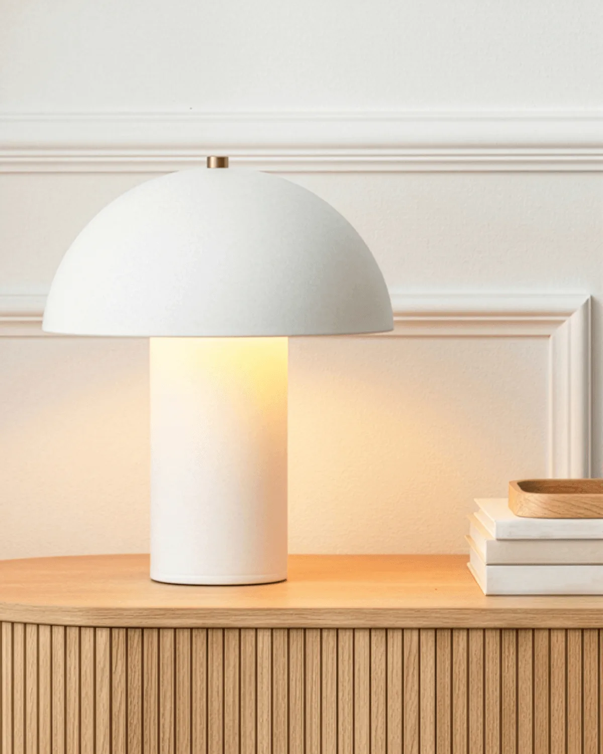 Floor Lamps with Shelves: The Perfect Combination of Style and Function