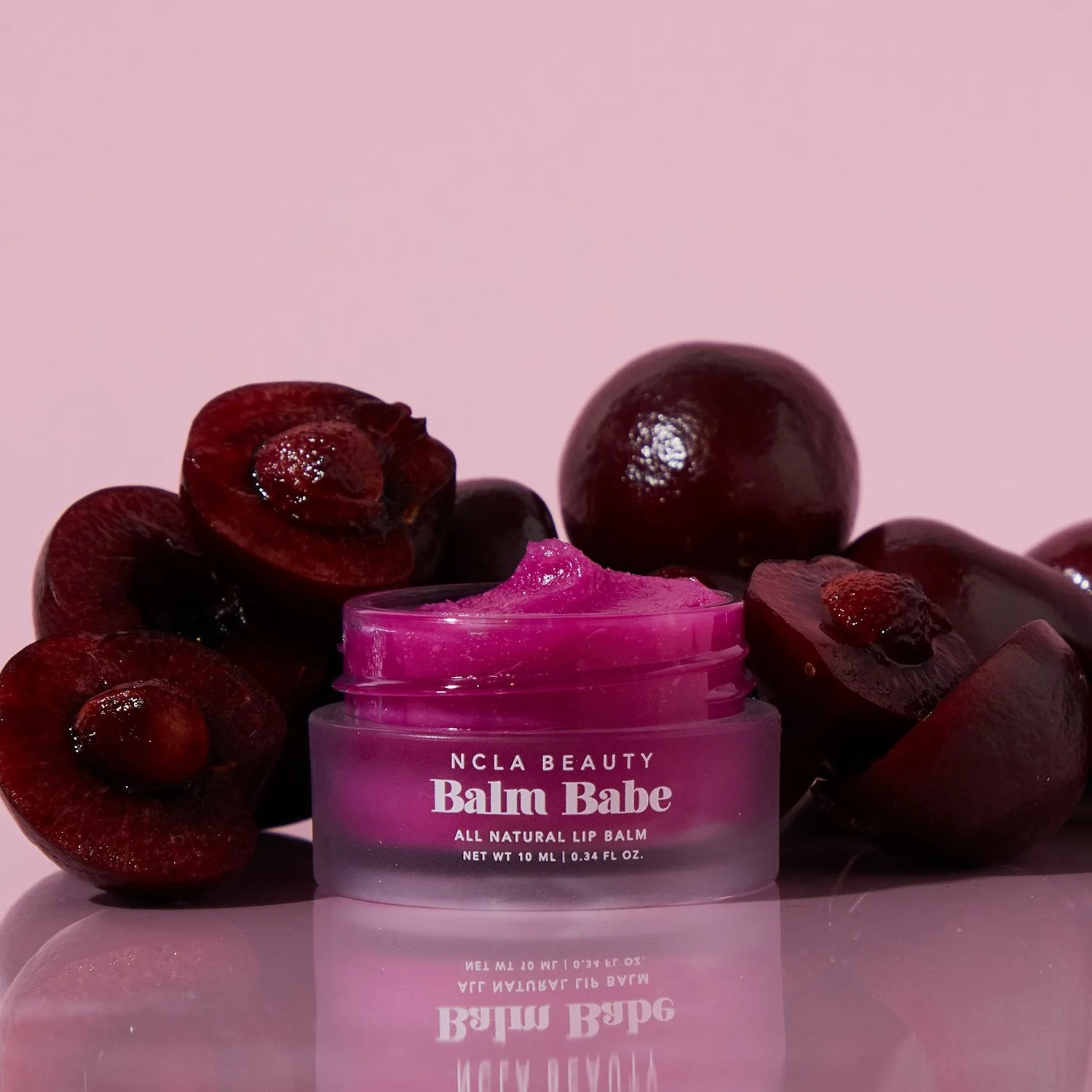 Lip Scrub vs Lip Balm: What's the Difference?