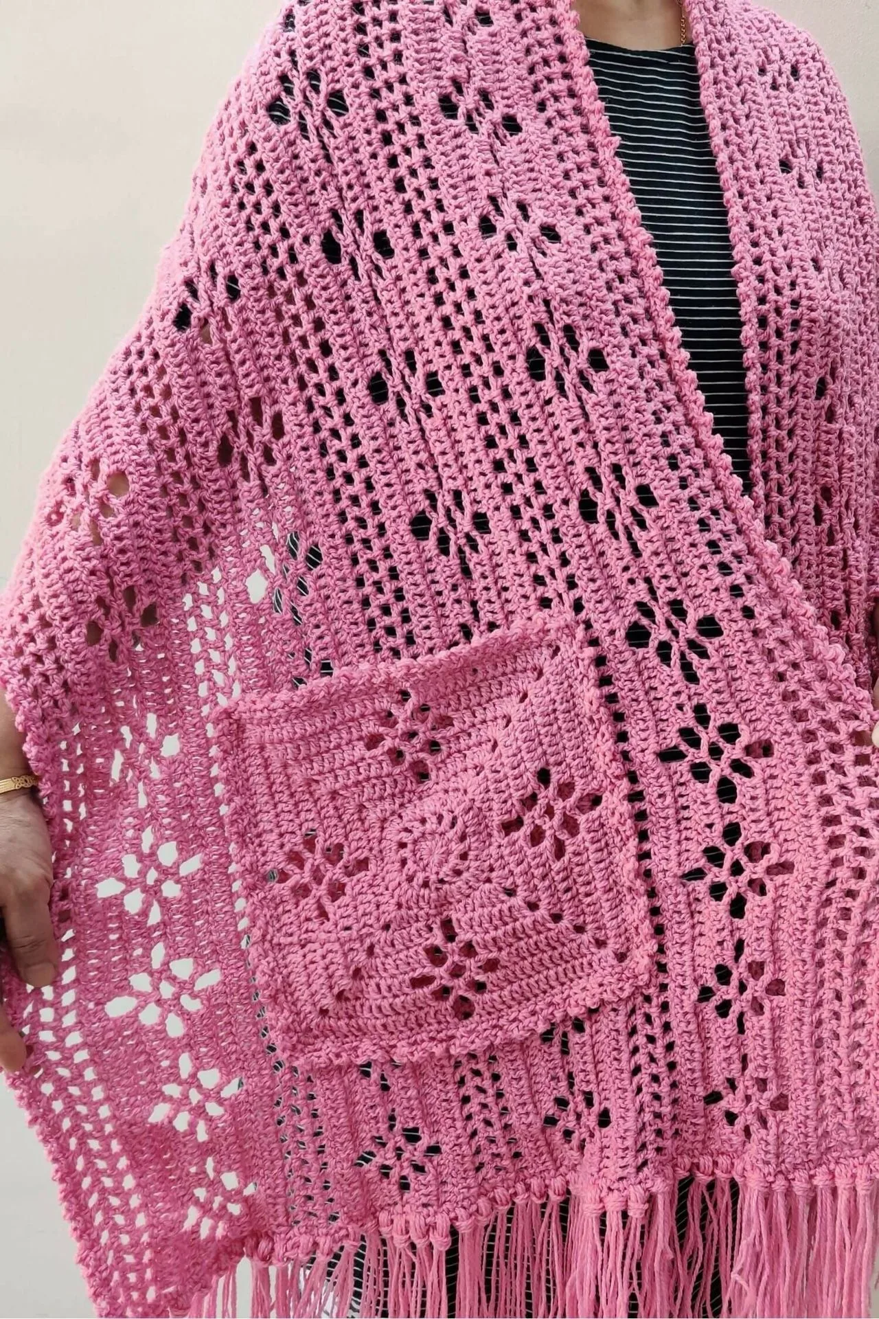 Flowertastic Pocket Shawl (Crochet)
