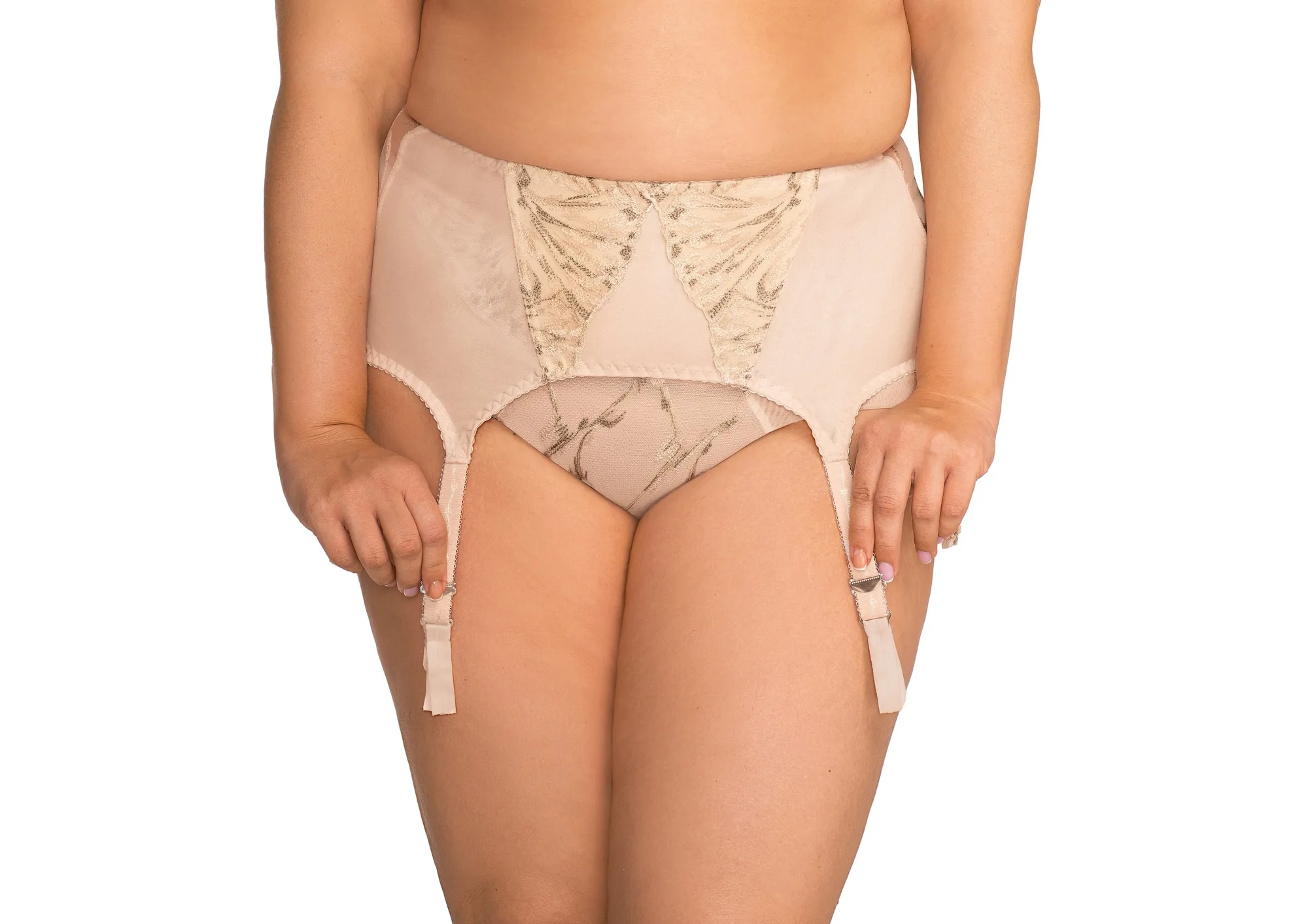 How to Choose a Garter Belt for Your Body Type