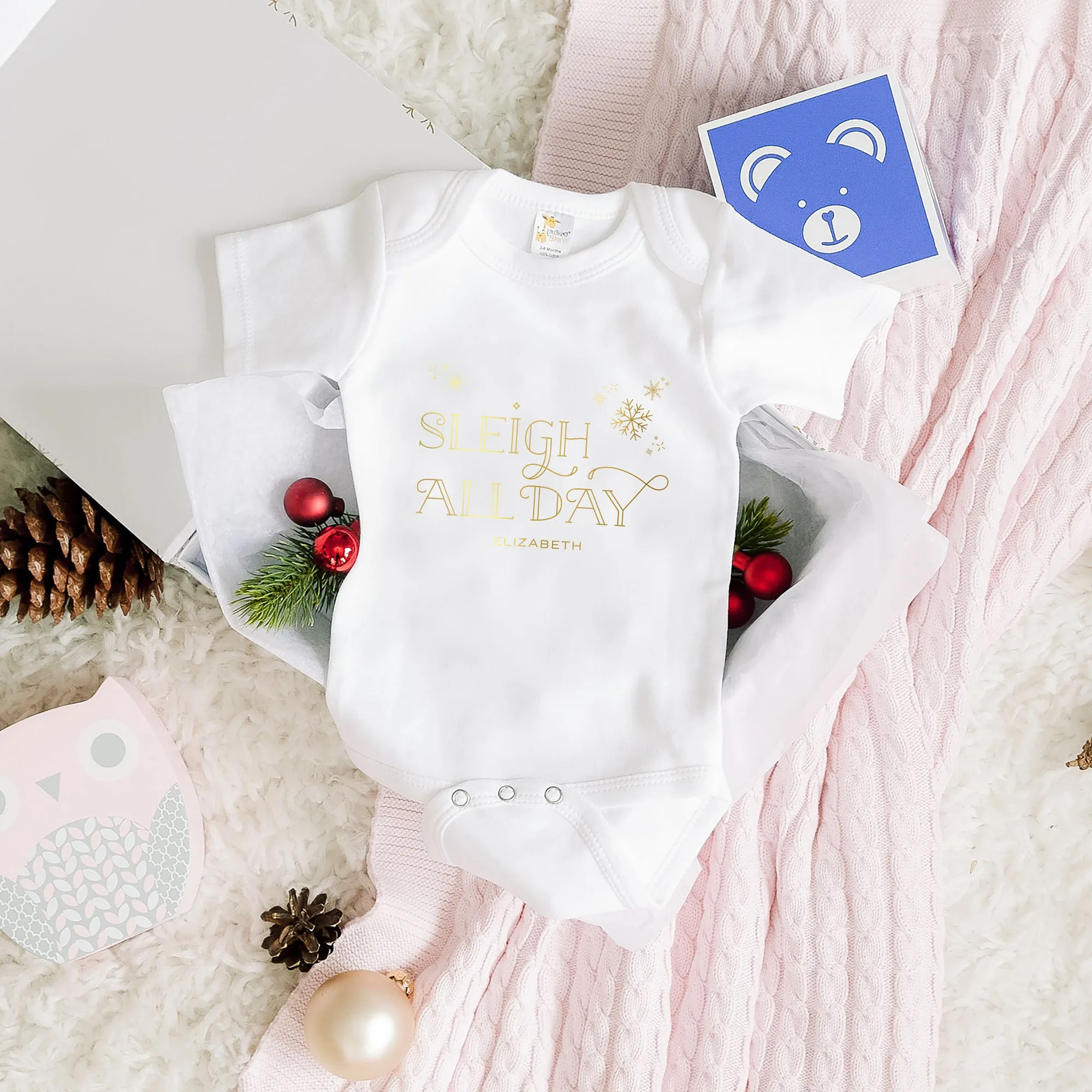 Guide cadeau de bodies bébé : quel slogan de fête pour votre bébé ?