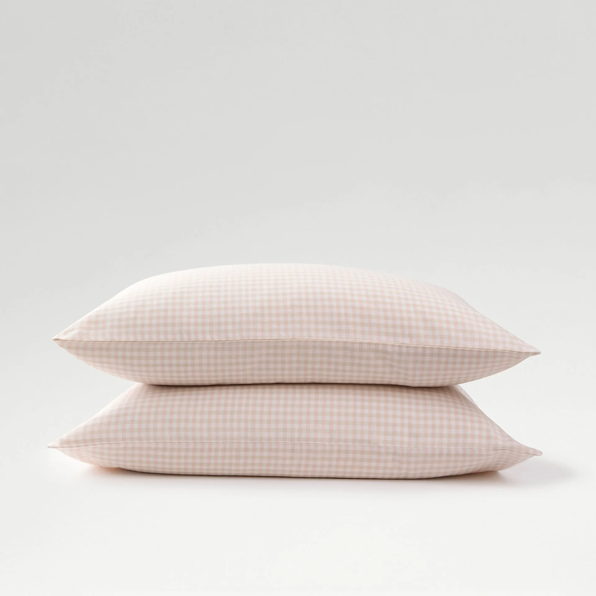 A Beginner’s Guide to Building a Luxury Bedding Collection