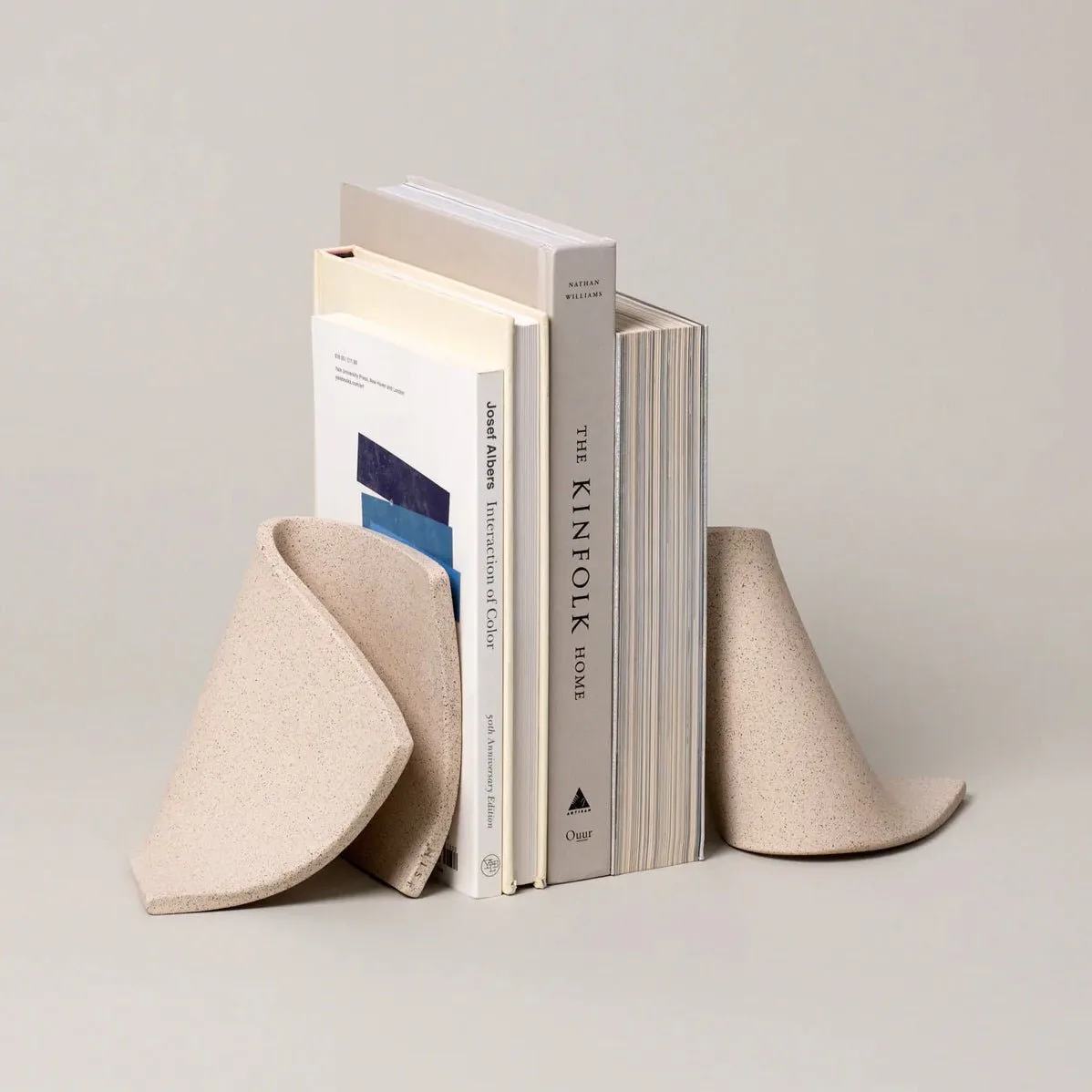 Serra Bookend Set
