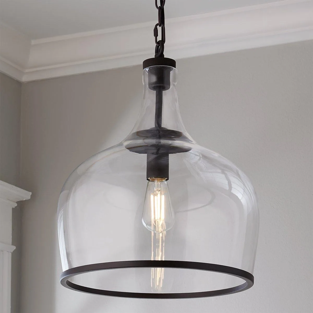 How to Choose Lighting for a Small Space: Tips and Tricks
