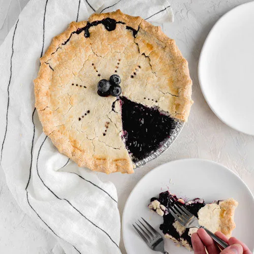 Wild Blueberry Pie 9"