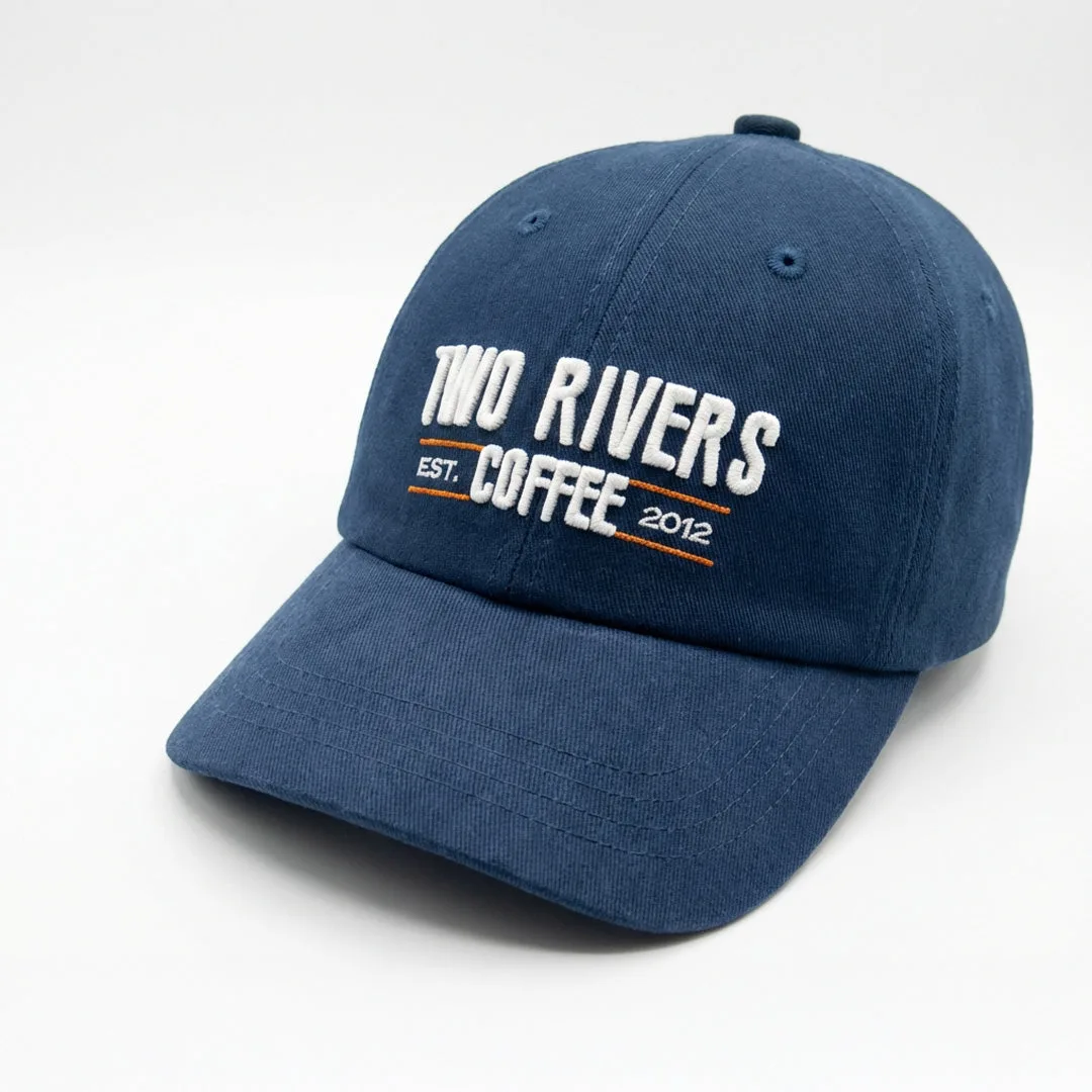 Comment porter la casquette Dad Hat Two Rivers Coffee