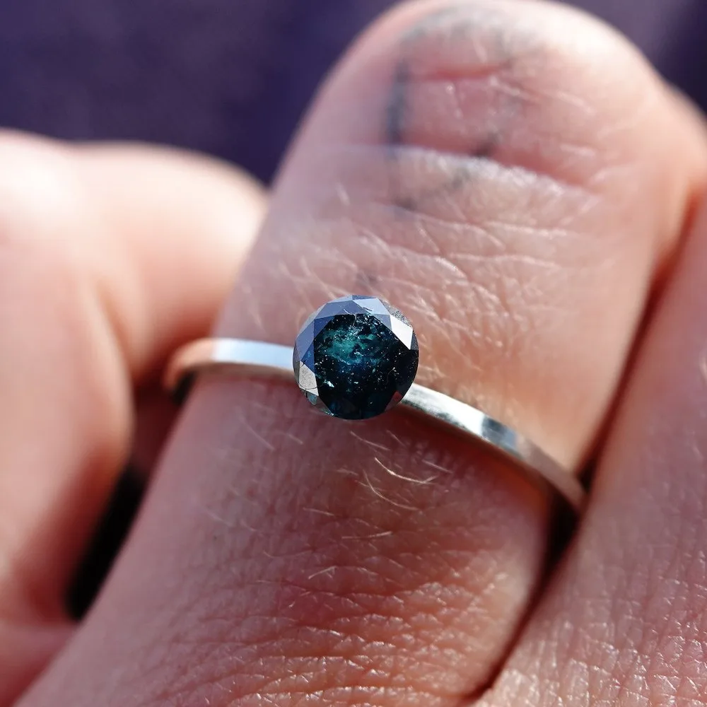 Guida ai carati Blue Diamond: scegliere la misura giusta