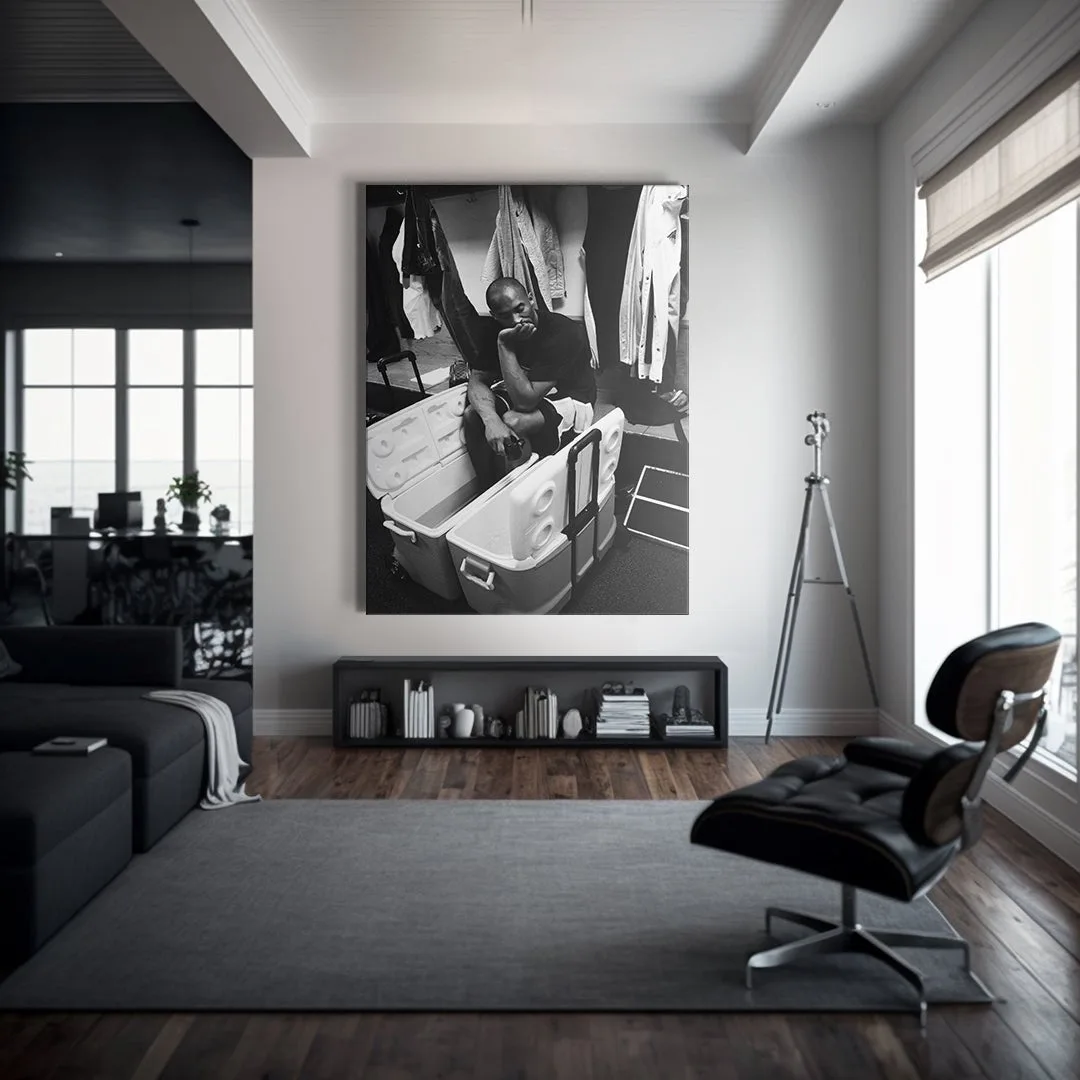 How to Mix Sports Canvas Art with Other Wall Decor in a Man Cave: Design Tips for the Ultimate Fan Den