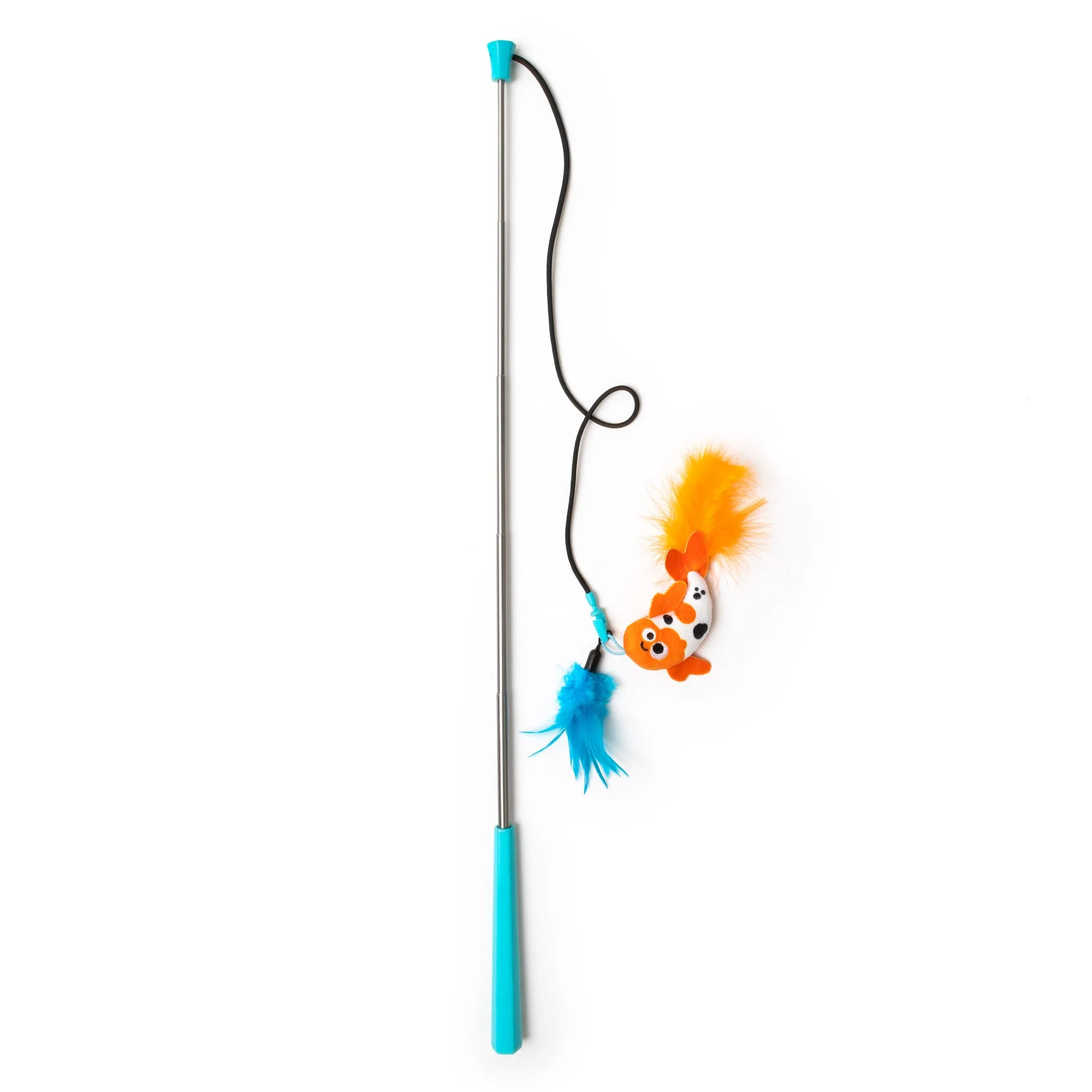 How to Use a Retractable Feather Wand with Your Cat