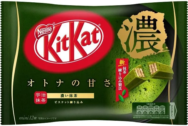 Snacks au chocolat matcha : Pocky vs Kit Kat