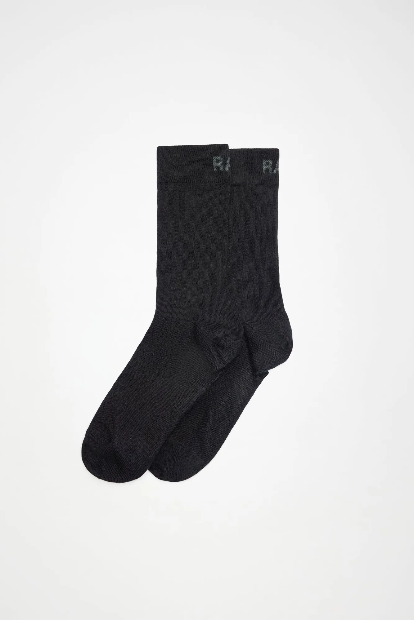 Choosing the Right Socks for Outdoor Activities