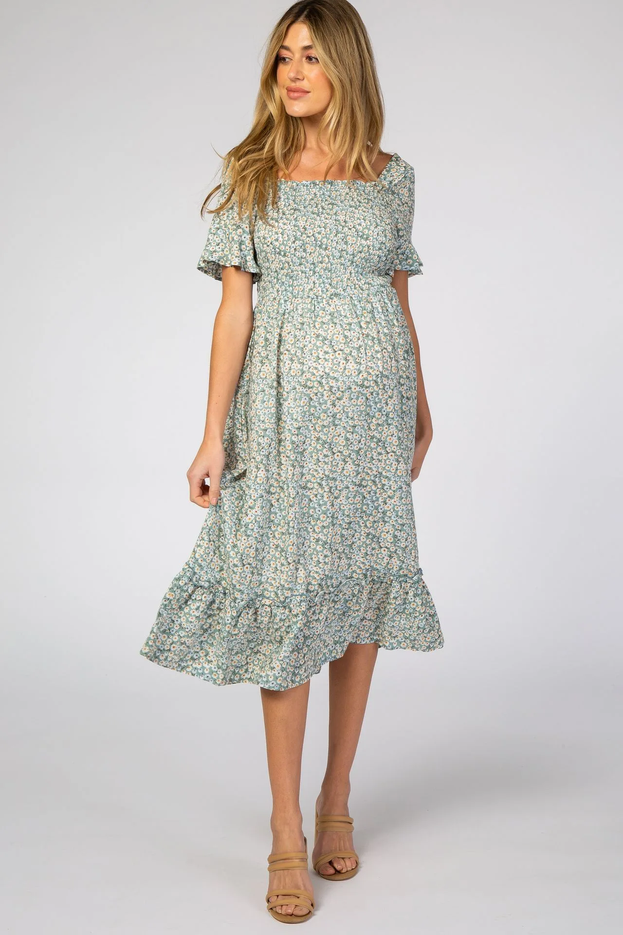 Maternity Clothing for Hot Weather: Breathable Fabrics and Cool Styles for Summer Pregnancy