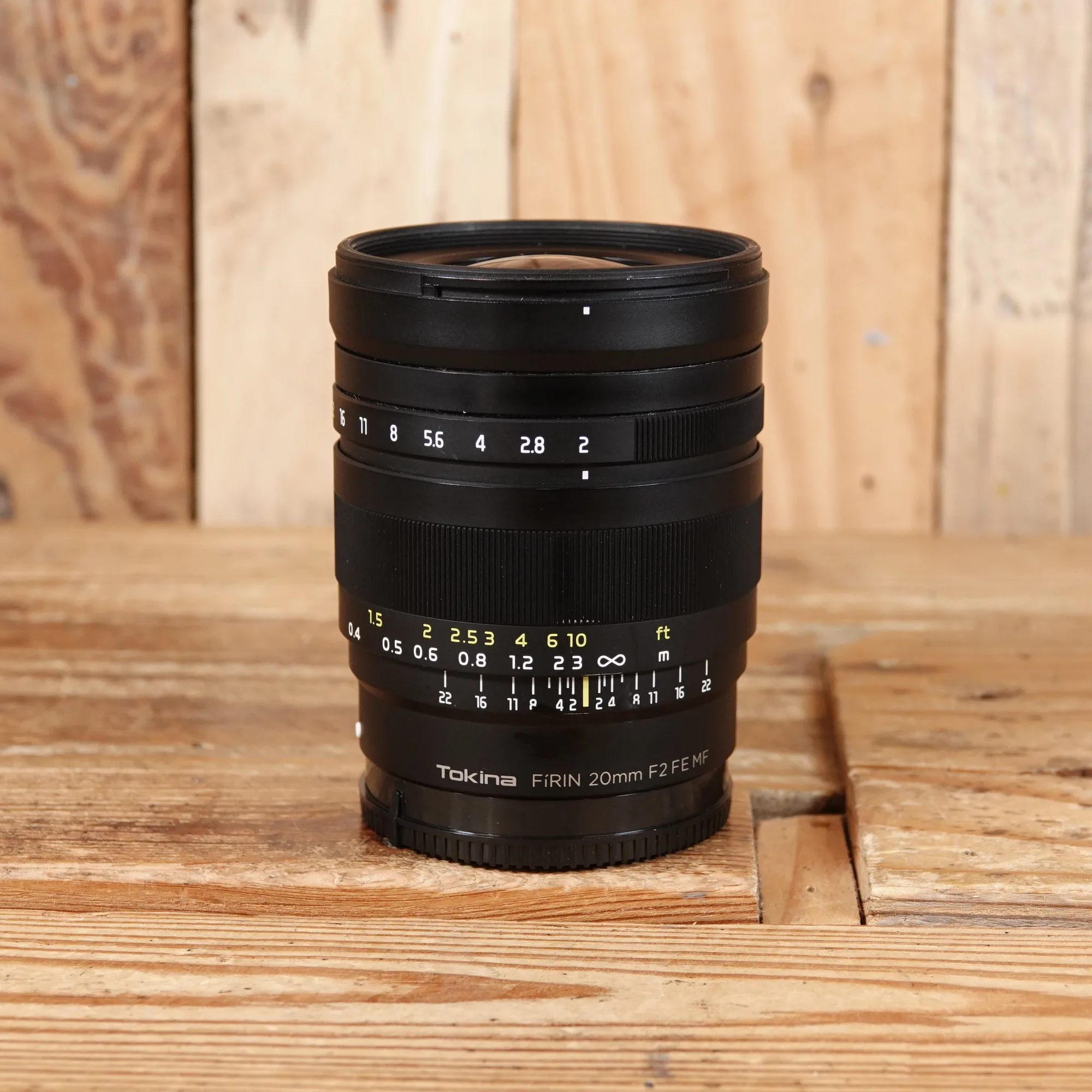 Gebrauchtes Tokina FiRin 20mm f2 FE MF Objektiv - Sony E