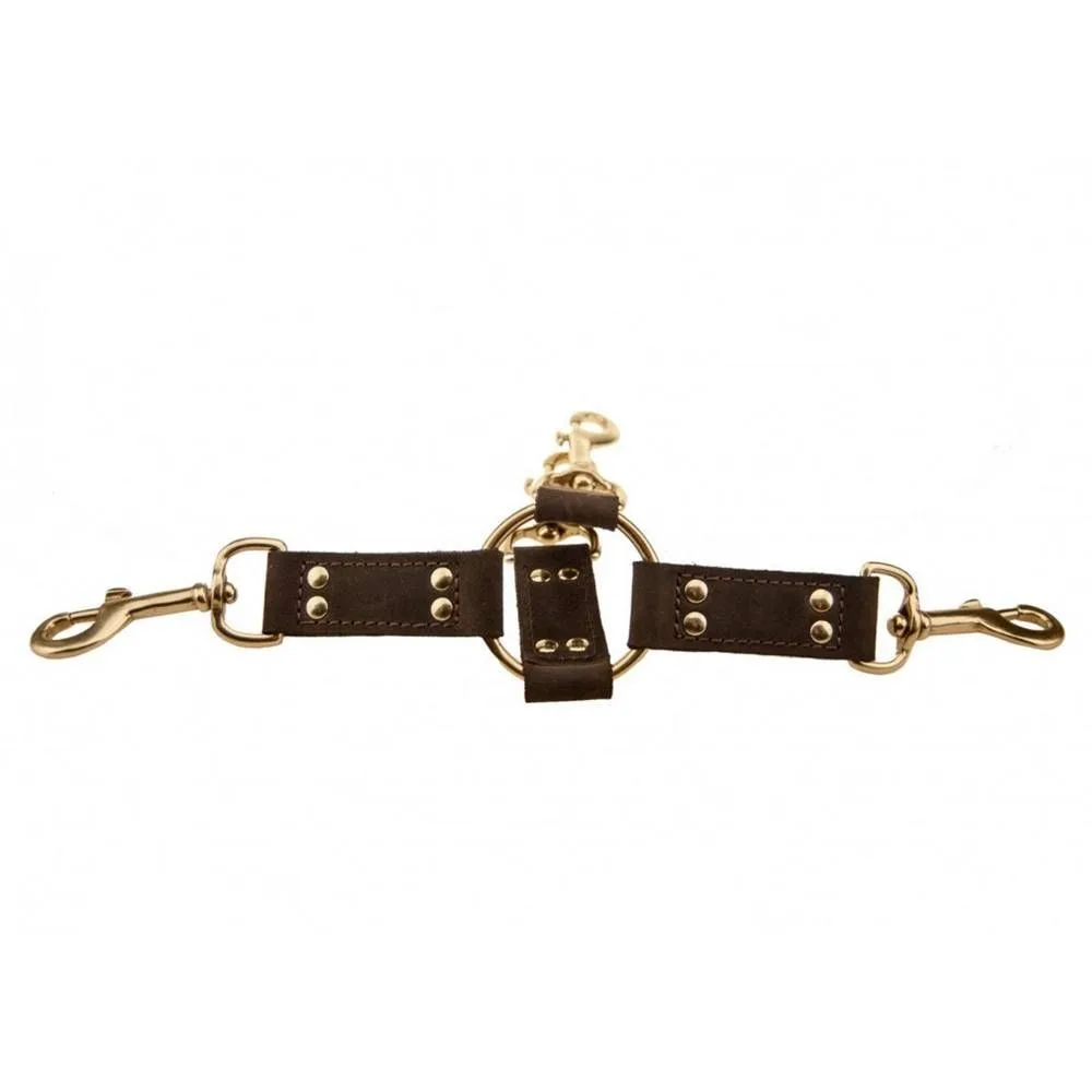Cómo usar un 4-Way Hogtie para juegos de bondage