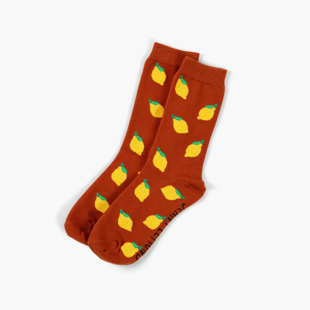 Calcetines Crew Marrón Limón: Combinación con Looks Diarios