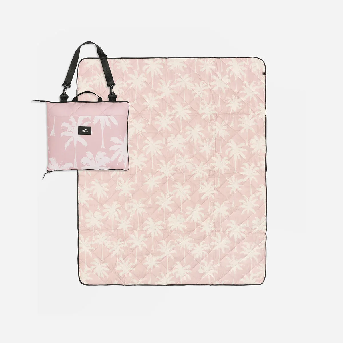 How to Pack a Packable Picnic Blanket for Easy Transport