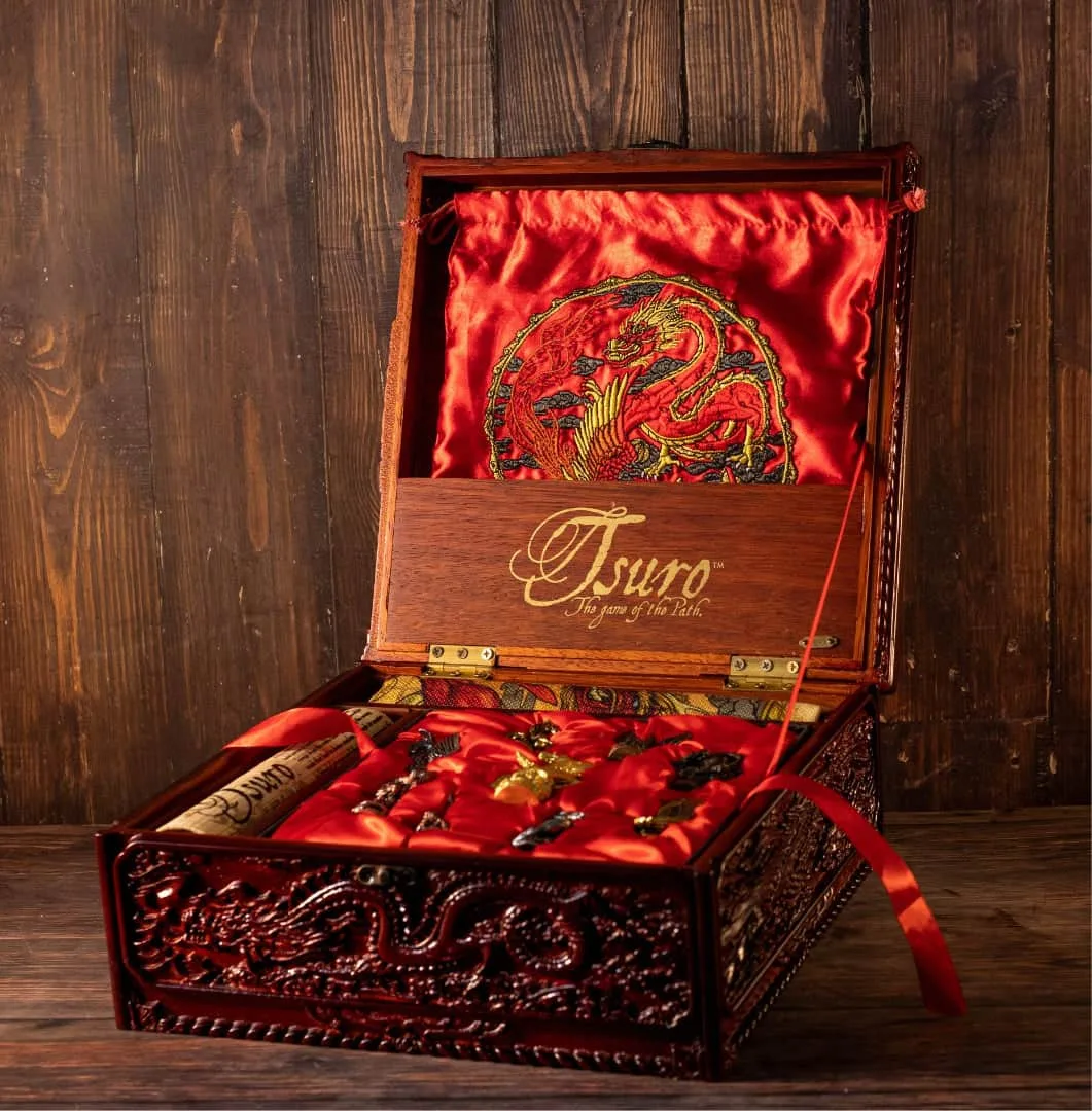 Tsuro Edición de Lujo vs Estándar: Qué incluye la mejora